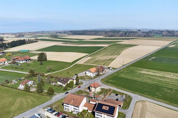 Opportunité: 2 villas jumelées + grange, aux portes d'Estavayer 13