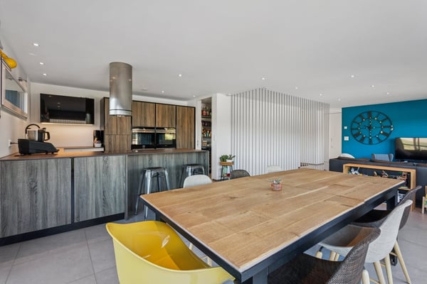 Villa Solaris - Élégance moderne baignée de lumière 3