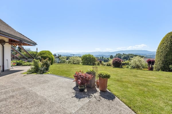 Élégante villa de prestige dans un quartier prisé à Villars-sur-Glâne 9
