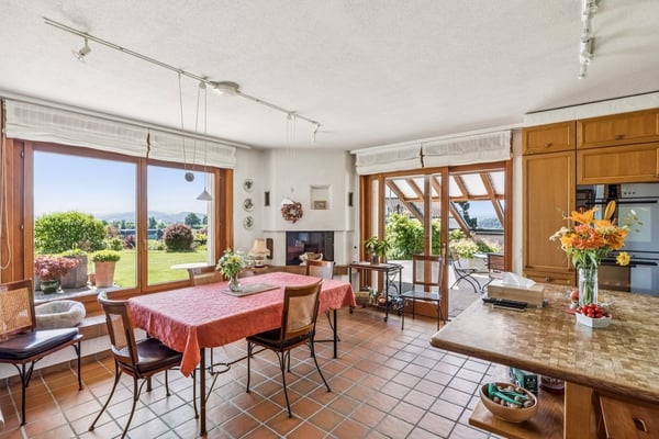 Élégante villa de prestige dans un quartier prisé à Villars-sur-Glâne 5