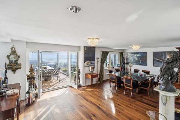 Propriété d'exception avec vue sur le lac à Bellerive 4