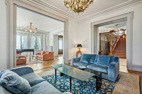 Lavaux : villa iconique, vue Léman et Alpes, domaine de près de 1.6 ha 3