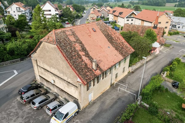 Ensemble immobilier à rénover au coeur de Baulmes, 2'934 m 5