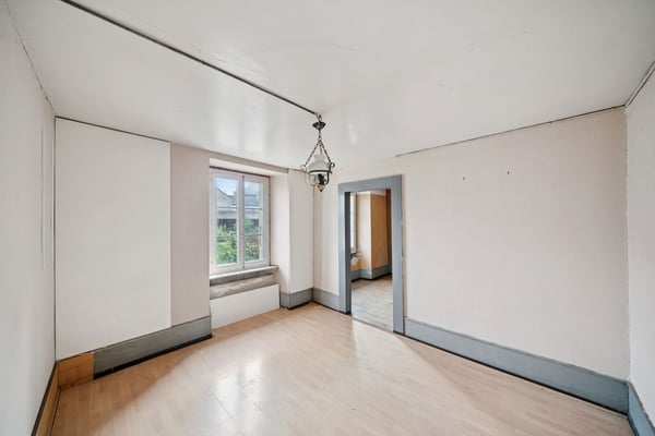Ensemble immobilier à rénover au coeur de Baulmes, 2'934 m 13