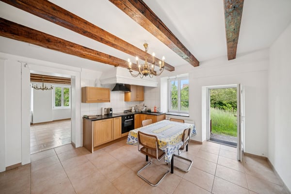 Ensemble immobilier à rénover au coeur de Baulmes, 2'934 m 10