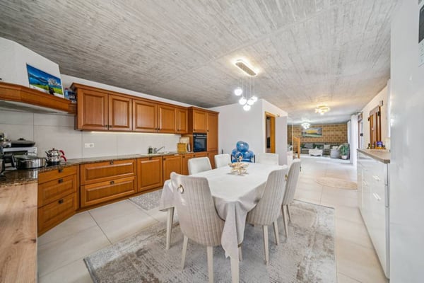 Exclusivité Switzerland Sotheby's maison avec dépôt 9
