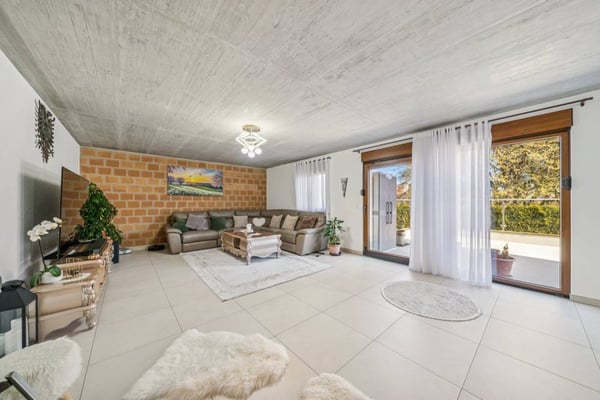 Exclusivité Switzerland Sotheby's maison avec dépôt 6
