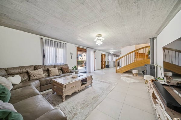 Exclusivité Switzerland Sotheby's maison avec dépôt 8