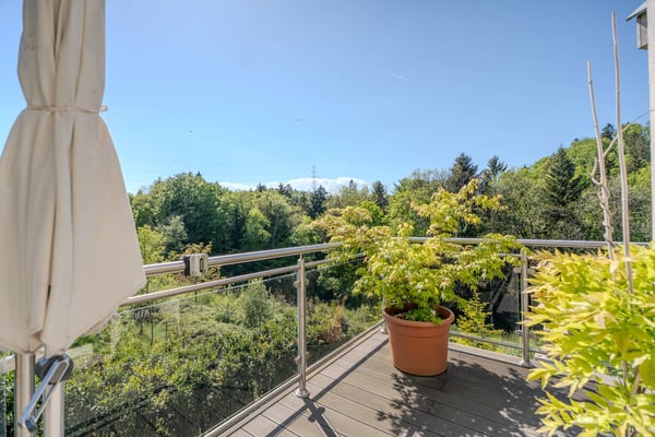 RARE 4,5P AVEC TERRASSE DE 30M² SUR LES HAUTS DE LAUSANNE 9