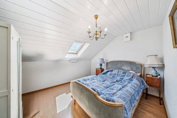 Maison polyvalente - 2 appartements, studio, atelier et grands volumes 8