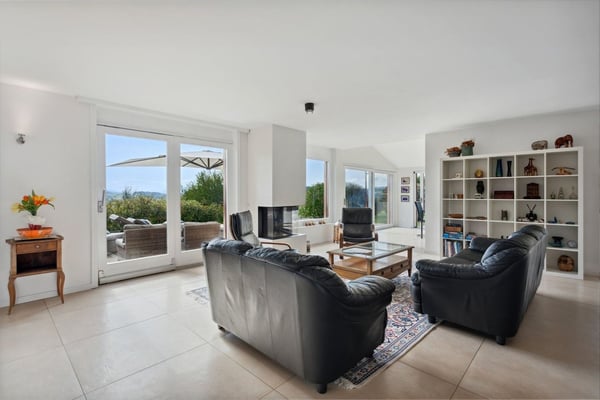 Villa familiale de 3.5 pièces avec studio indépendant de 1,5 pièce, vu 2