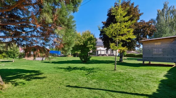 Villa individuelle sur terrain de 2'915 m², gains solaires importants 2