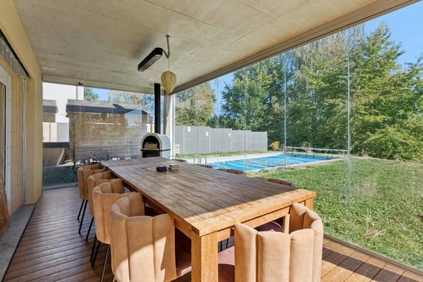 Villa individuelle contemporaine 5.5pièces avec piscine à Carrouge VD 3