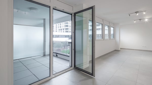 2.5 locali centrali con logge | 2.5-Zimmer-Wohnung mit Loggias 7