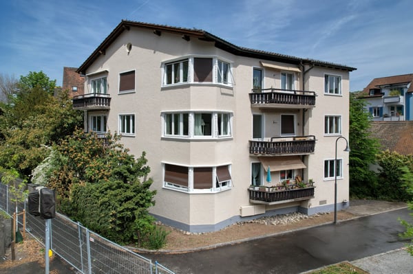 Hochwertig sanierte 2.5-Zimmer-Wohnung im Seefeld 11