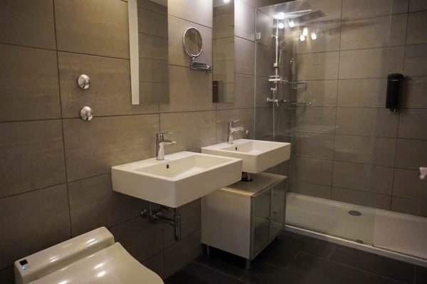 Grosse 5½-Zimmer-Wohnung mit 78 m² Terrasse 9