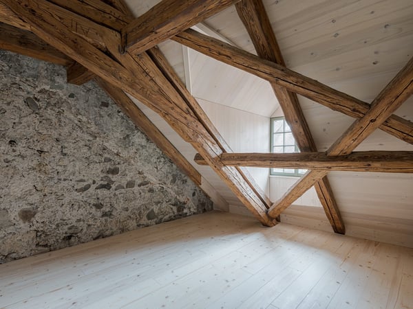 4.5-Zimmer-Maisonette mit Loggia in Bremgarten 2