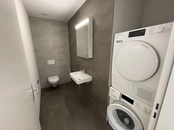 Urbaner Lifestyle mitten in einem Park über Zollikofen 4