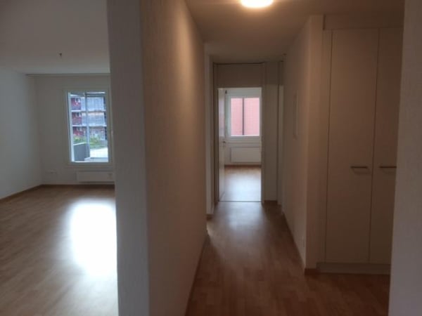 Grosszügige 2.5-Zimmerwohnung in Heimberg 4