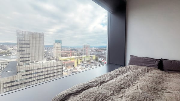 Moderne Wohnung mit einmaliger Aussicht über Zürich auf der 19. Etage 2