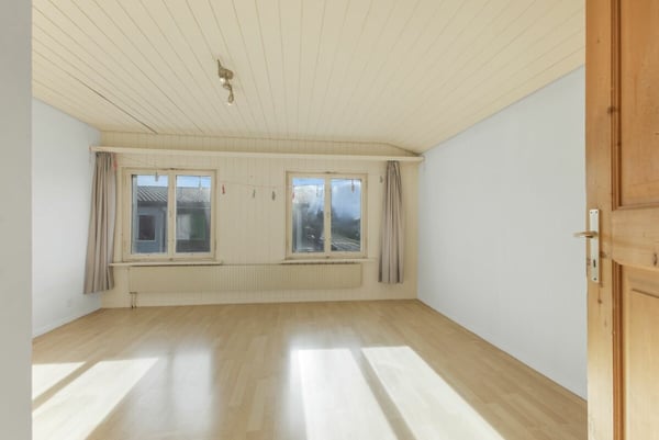 Grosszügiges 2.5-Zimmer-Einfamilienhaus mit viel Platz für die ganze Familie in Haag 16