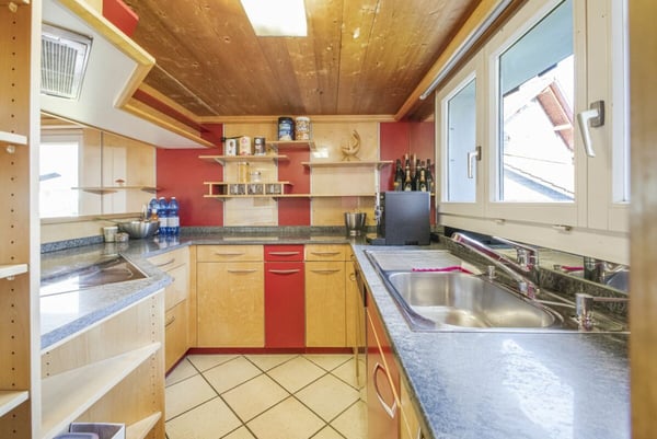 Grosszügiges 2.5-Zimmer-Einfamilienhaus mit viel Platz für die ganze Familie in Haag 6