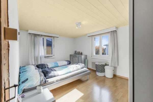 Grosszügiges 2.5-Zimmer-Einfamilienhaus mit viel Platz für die ganze Familie in Haag 10