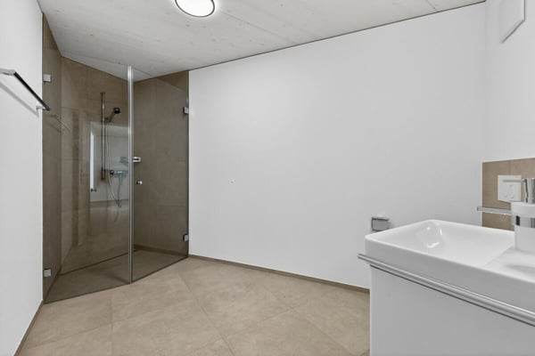 Modernes 5.5-Zimmer-Einfamilienhaus mit flexibler 2.5-Zimmer-Einliegerwohnung 14