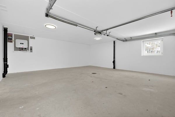 Modernes 5.5-Zimmer-Einfamilienhaus mit flexibler 2.5-Zimmer-Einliegerwohnung 25