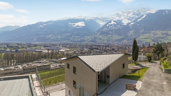 Modernes 5.5-Zimmer-Einfamilienhaus mit flexibler 2.5-Zimmer-Einliegerwohnung 3