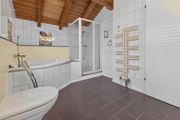 Grosszügiges 5.5-Zimmer-Einfamilienhaus in Sax 16
