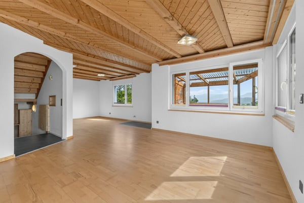 Grosszügiges 5.5-Zimmer-Einfamilienhaus in Sax 6