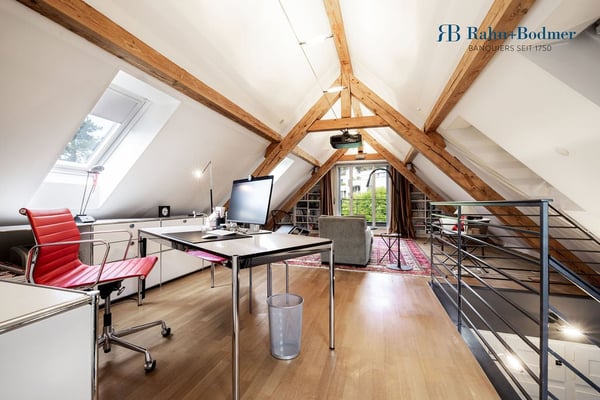 Grosszügige Maisonette-Wohnung mit Dachterrasse an exklusiver Zürichberg-Lage 10
