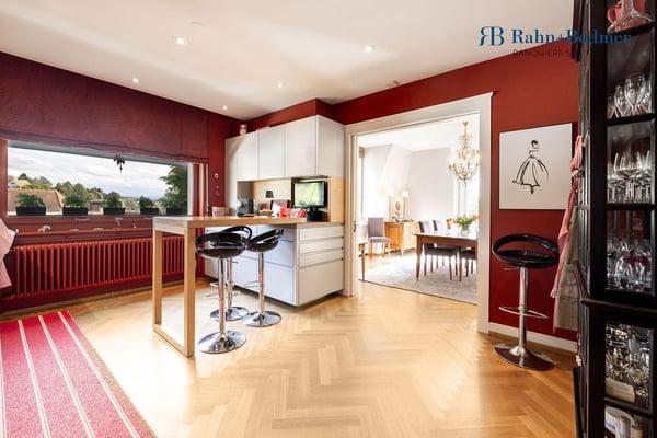 Grosszügige Maisonette-Wohnung mit Dachterrasse an exklusiver Zürichberg-Lage 5