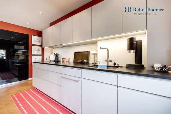 Grosszügige Maisonette-Wohnung mit Dachterrasse an exklusiver Zürichberg-Lage 6