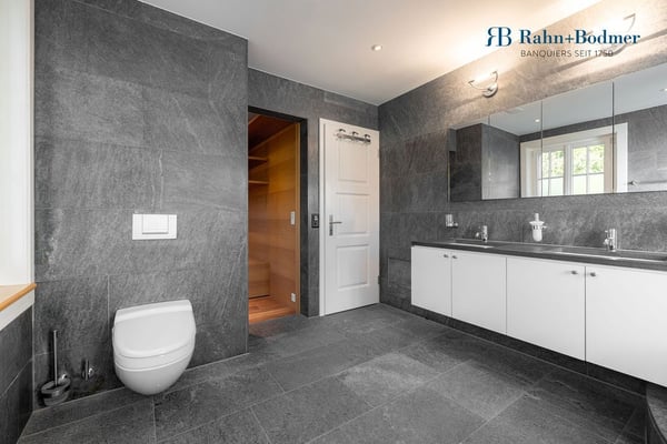 Exklusives Einfamilienhaus am Zürichberg mit fantastischem Weitblick 9