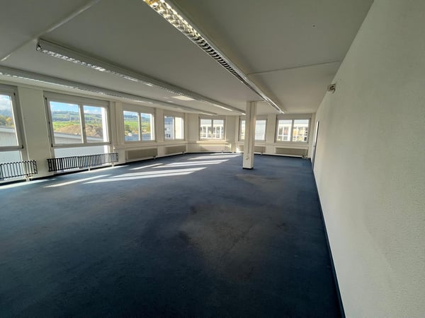 Schöne & Zentrale Bürofläche zu Vermieten 6