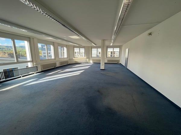 Schöne & Zentrale Bürofläche zu Vermieten 5