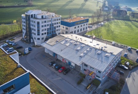 Schöne & Zentrale Bürofläche zu Vermieten 1