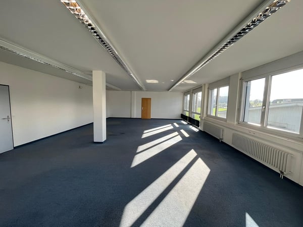 Schöne & Zentrale Bürofläche zu Vermieten 8