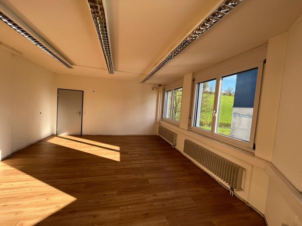 Schöne & Zentrale Bürofläche zu Vermieten 6