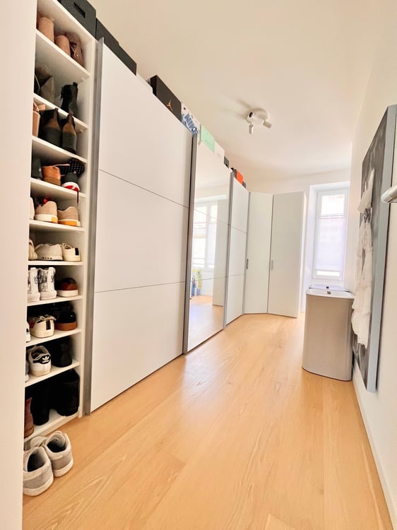 Magnifique appartement de 5 pièces avec balcon à Renan 2