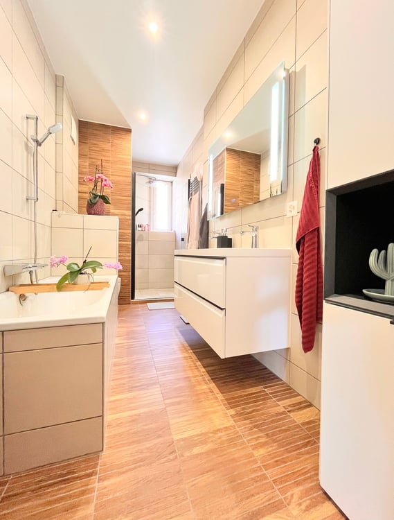 Magnifique appartement de 5 pièces avec balcon à Renan 4