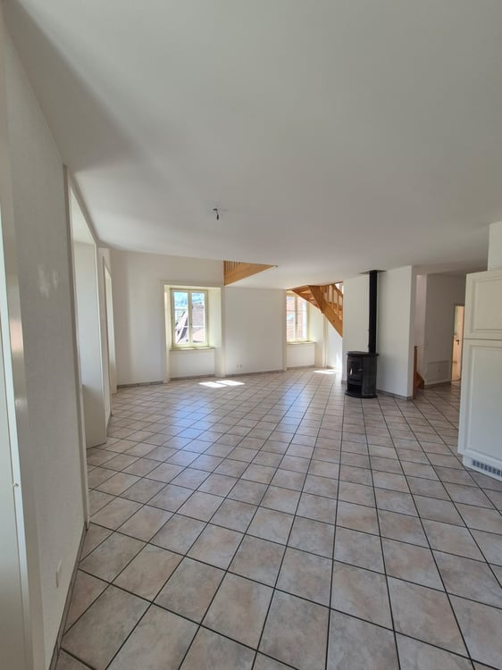 Charmants et lumineux appartements à louer à Sonvilier 11