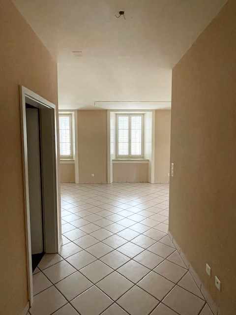 Charmants et lumineux appartements à louer à Sonvilier 6