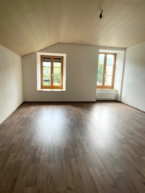 Appartement lumineux de 5.5 pièces à Villiers 11