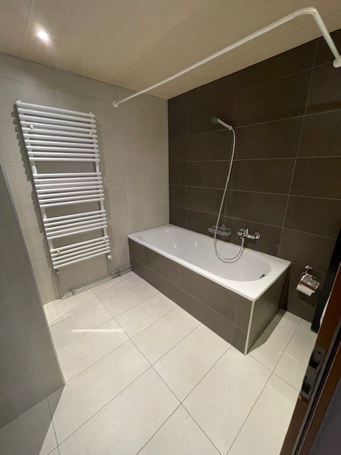 Appartement lumineux de 5.5 pièces à Villiers 16