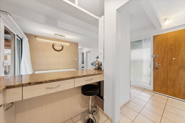 6.5-Zi. Bungalow-Reihenhaus mit Garten in Däniken - steuergünstig 9