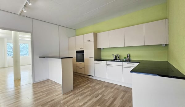 «Bestpreis-Garantie» Ihr Standort im repräsentativen Business Park in Freienbach 3