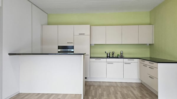 «Bestpreis-Garantie» Ihr Standort im repräsentativen Business Park in Freienbach 4